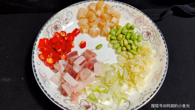 茄子和它絕配!這搭配鮮為人知,匯成伏天一碗面,好味道好寓意,吃一次饞三天