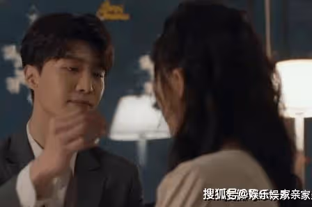 《曾少年》秦川表白謝喬是在哪集？《曾少年》番外楊澄喜歡女主嗎？