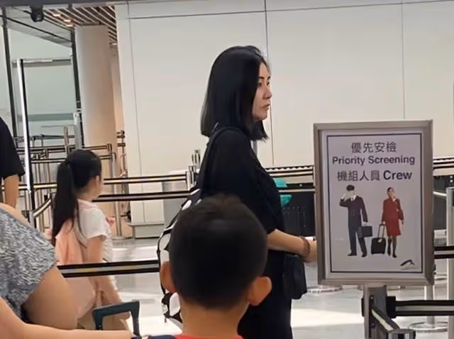 香港知名女星回日本工作,身材發福像大媽,自曝老公不嫌她胖