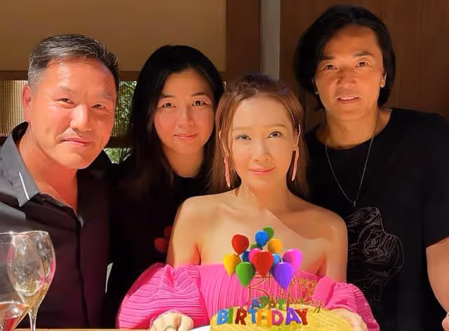 香港知名女星回日本工作,身材發福像大媽,自曝老公不嫌她胖