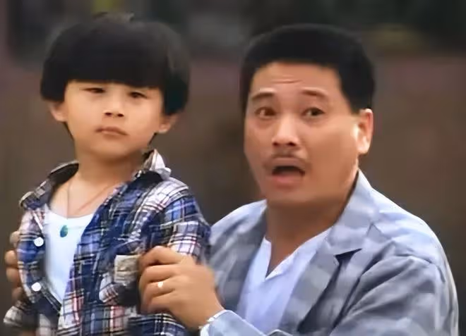 知名童星轉行成警署總督察!近照曝光高大又有型,曾出演童年聶風