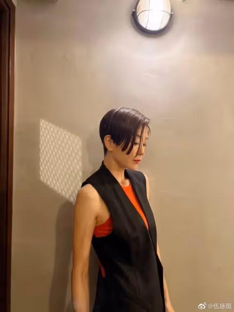 前亞姐自曝簽約英皇!不排除大熒幕發展,曾被扣上「克夫」的帽子
