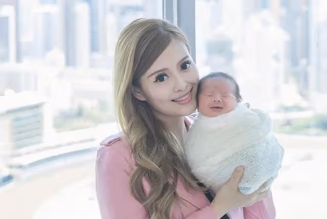 恭喜!TVB前知名女星宣布二胎產子,化濃妝分娩被調侃偶像包袱重