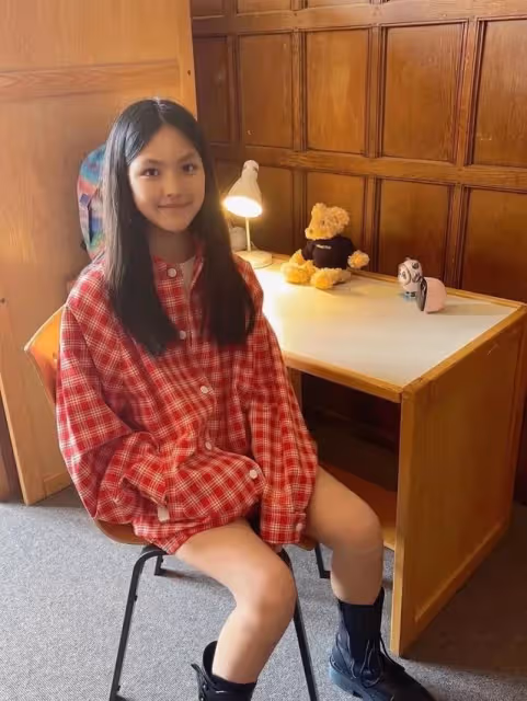 王詩齡13歲在英國獲得60多萬獎學金，李湘「富養女兒」背後的心機