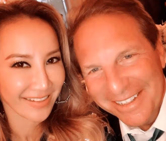 和李玟太像了!李玟二姐李思林也嫁給老外婚姻失敗,曾患抑鬱症