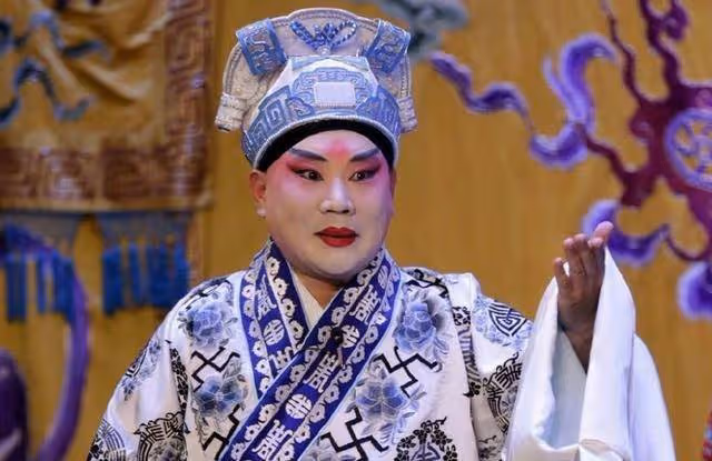 郭德綱不懂京劇?5個字回應打臉王佩瑜,田立禾正面站隊老郭
