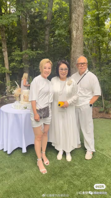 李司棋嫁女高貴白裙現身致辭送祝福！女兒大露背靚爆出嫁照曝光