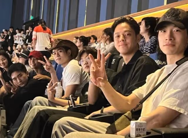 高大威猛！港星二代首入行拍電影，靠實力通過萬人海選成爸爸驕傲