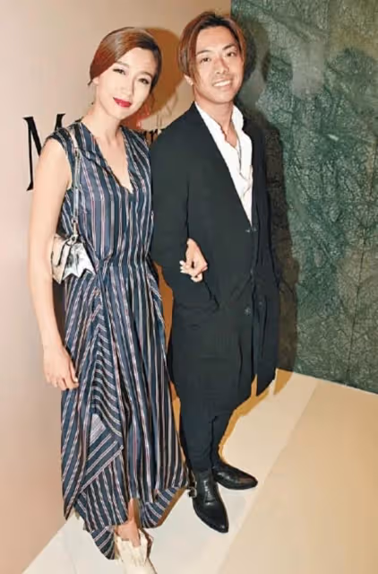 公開認愛!港女歌手自曝已訂婚,男方身家過億曾與多位女星傳緋聞