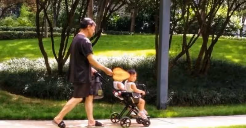女兒一直帶著孩子住在娘家，我們終是嘗到了「富養」女兒的惡果