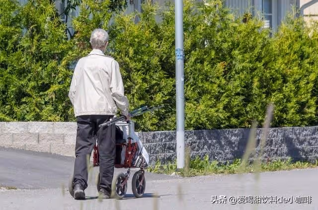 女兒一直帶著孩子住在娘家,我們終是嘗到了「富養」女兒的惡果