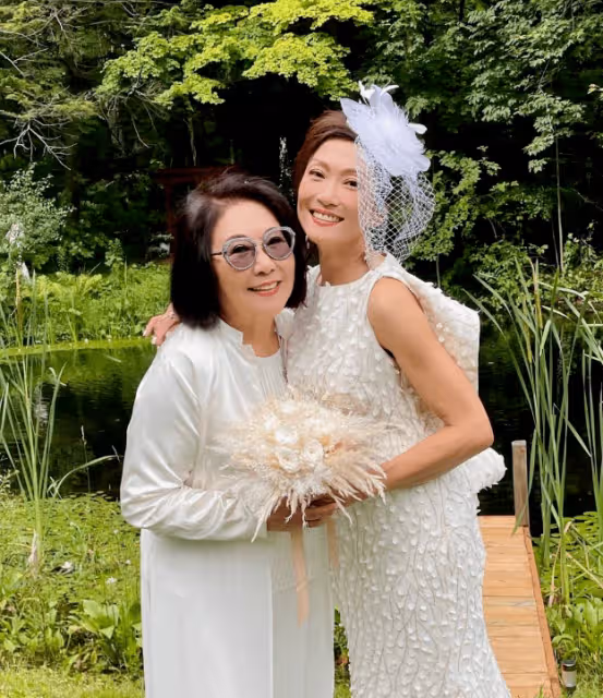 TVB女星大曬女兒結婚照！外籍女婿跟足中國傳統，向外母敬茶