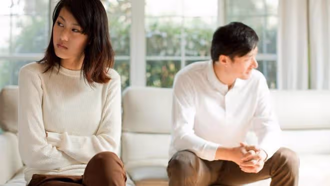 老婆婚前隱瞞患有精神病，被發現後有輕生念頭，父母強烈要求離婚