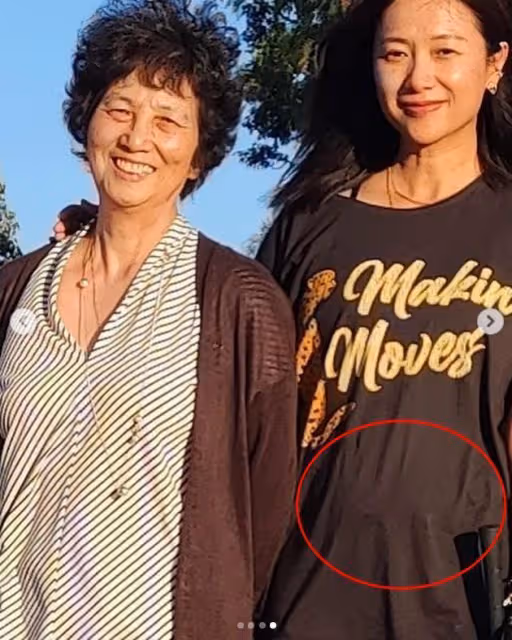 49歲徐靜蕾安享生活,回擊懷孕疑雲,和家人打高爾夫相當愜意