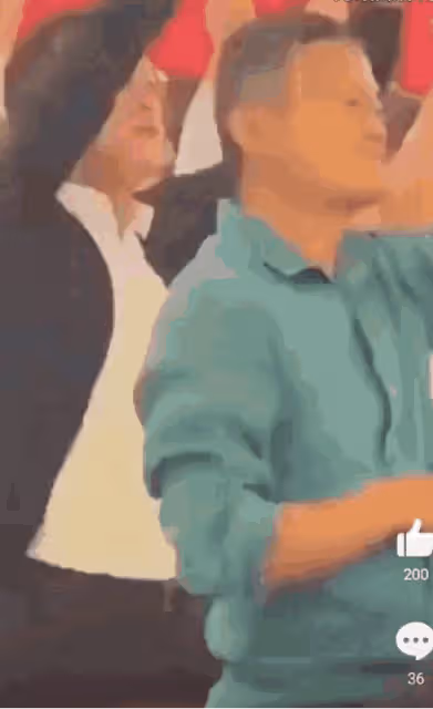 馬雲現身塞拉耶佛考察!穿百元T恤街頭喝啤酒,20天遊覽了6個國家