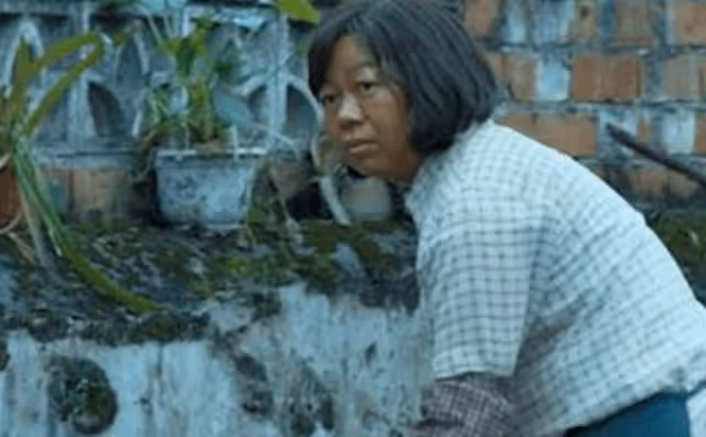 閆妮問王寶強:《八角》親姐姐友情客串薪酬多少?王寶強回答顯情商