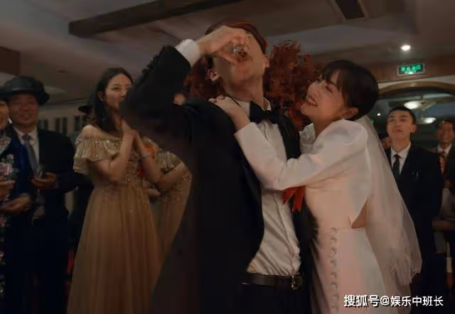 《曾少年》拿裙子接發小的嘔吐物,謝喬的萌,值得秦川為她傾盡所有