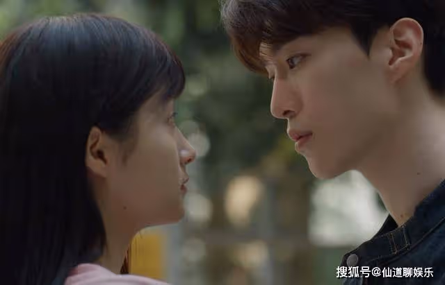 《曾少年》被占便宜還在竊喜?謝喬對楊澄的難以抗拒,是有理由的
