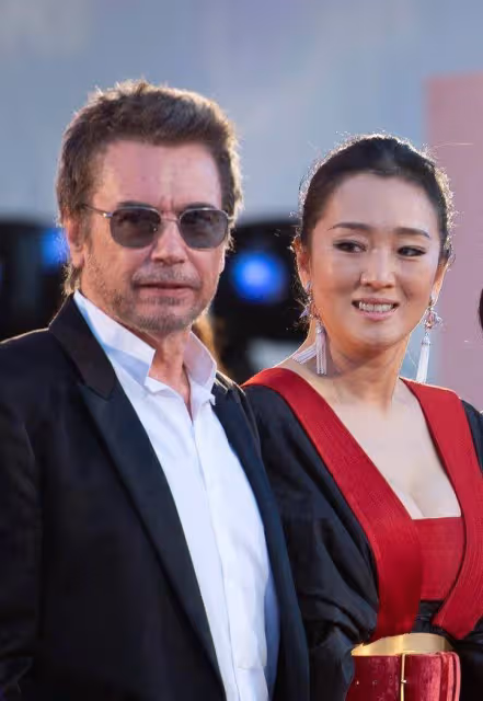 57歲鞏俐任電影節藝術主席!地位比張藝謀更高,女方曾是謀女郎