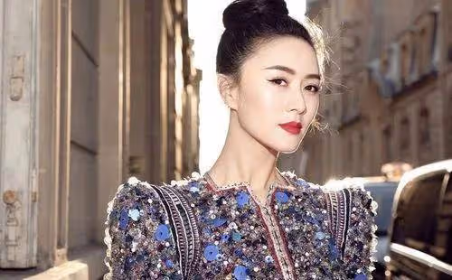47歲田海蓉，是事業風生水起，感情屢屢受挫