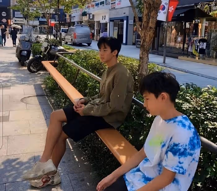 21歲韓國星二代,將以SM偶像身份出道,隊友已經輸在起跑線上?
