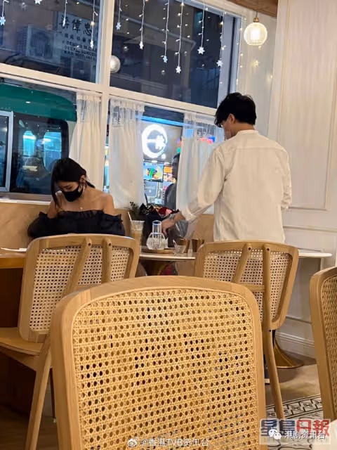 36C沈殷怡露膊甜笑引仔!直擊Viu女神同斯文男連走兩場慶生