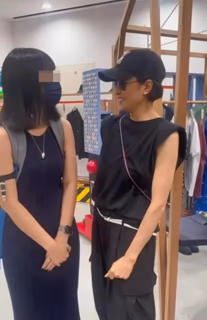 近況曝光!港知名女星身材消瘦依舊凍齡,曾因暴肥被導演停工減肥