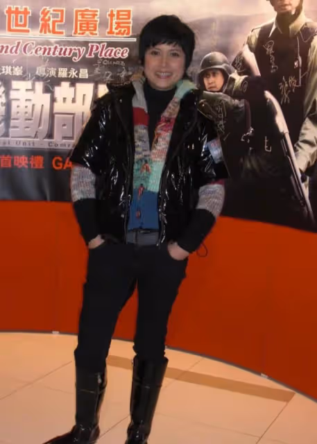 近況曝光!港知名女星身材消瘦依舊凍齡,曾因暴肥被導演停工減肥