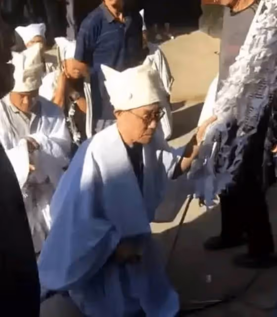 婆婆去世！我因「特殊原因」拒絕參加葬禮　5年後我父親去世「丈夫全程操持」卻給了我最狠懲罰