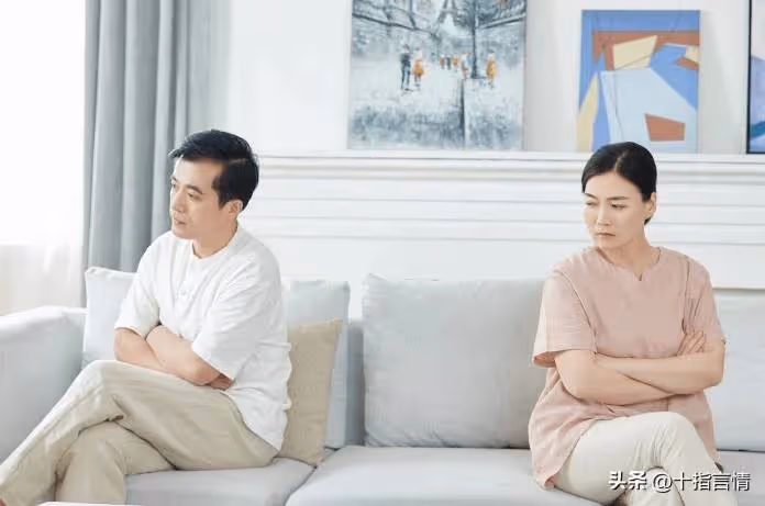 婆婆去世！我因「特殊原因」拒絕參加葬禮　5年後我父親去世「丈夫全程操持」卻給了我最狠懲罰