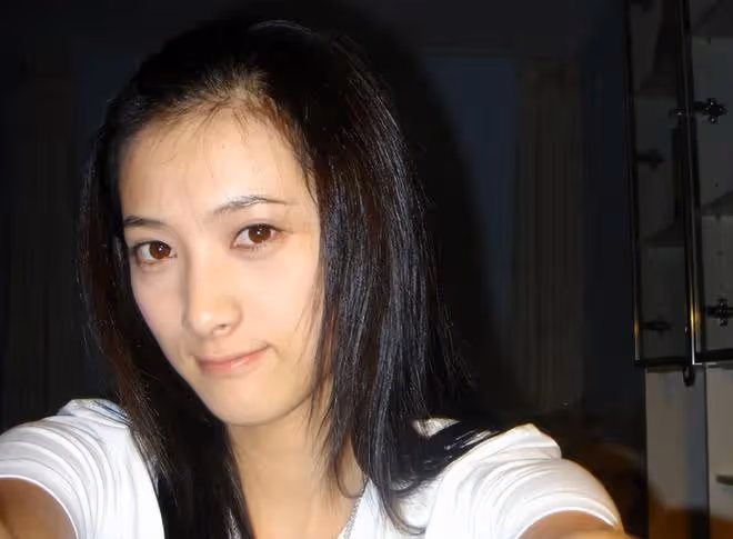 隋俊波攜女到瑞士過暑假!女兒罕曝光五官精緻,高顏值像極了媽媽
