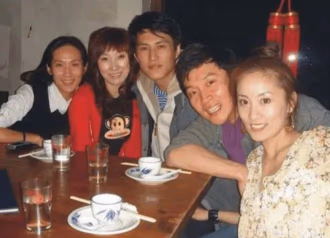 隋俊波攜女到瑞士過暑假!女兒罕曝光五官精緻,高顏值像極了媽媽