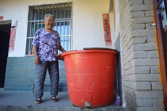 河南8旬老夫妻連生6個閨女,被村裡人嘲笑「絕戶頭」,現過的咋樣