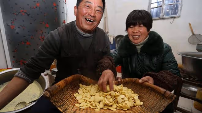 河南8旬奶奶得了重病,3個子女因5萬塊錢醫藥費生了矛盾,咋回事