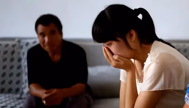 住院花銷2萬我告訴女兒4萬,沒想到外孫的紅包「出賣」了兒媳