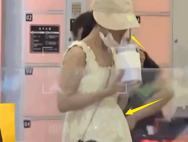謝娜喜迎3胎?腹部隆起、常常摸肚子被狗仔抓拍,更多細節被扒