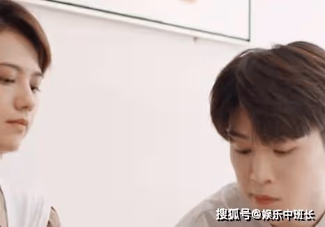 《曾少年》秦川為什麼拒絕謝喬？《曾少年》王瑩吻楊澄是怎麼回事？