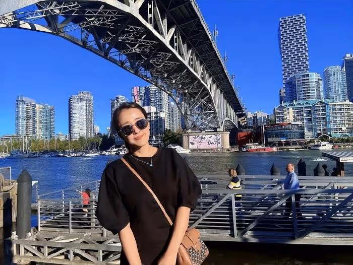 45歲女星曬出大學成績單,優異成績令人驚嘆,離婚5年仍渴望婚姻