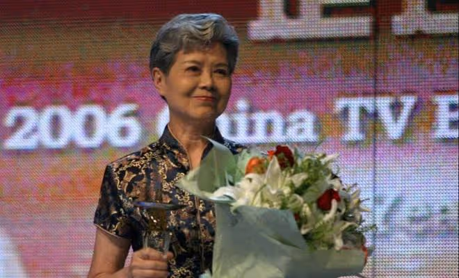 央視第一女主持逝世:晚年事業愛情圓滿,臨終前直言唯獨愧對兒子