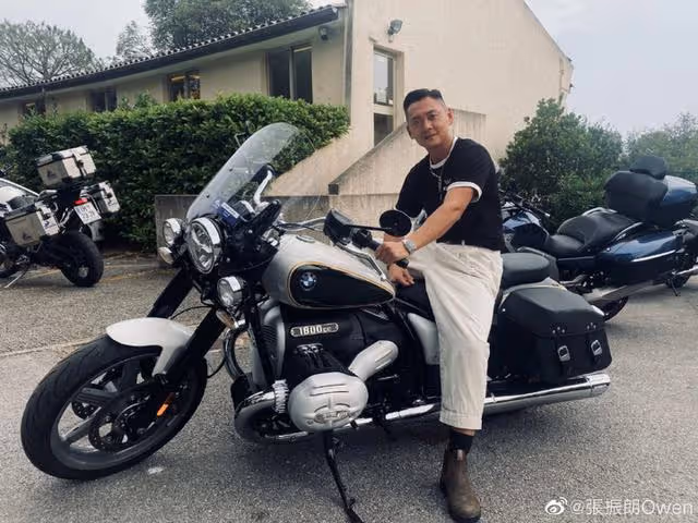 厲害!TVB小生直播帶貨1小時吸金6位數,新劇疑被男二搶風頭