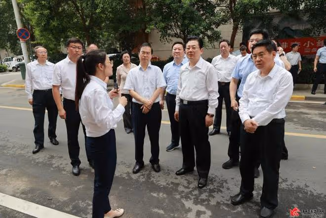 南陽市黨政考察團來開封考察
