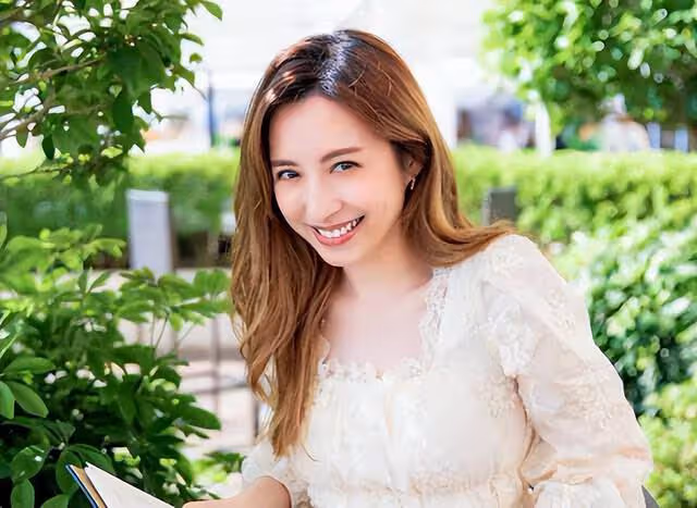 TVB花旦曝與母親20年無聯繫,事業備受力捧,有望奪得今年視後