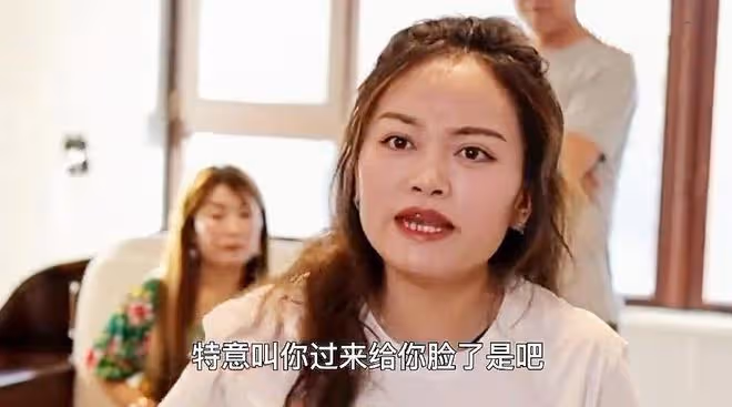 女孩要100萬彩禮給哥哥娶媳婦，小伙果斷提分手：我不想當冤大頭