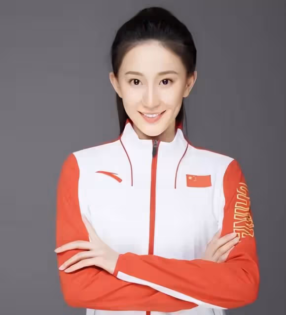 孫楊張豆豆官宣結婚,曬結婚照甜蜜燦笑,孫楊甜喊抬頭見喜