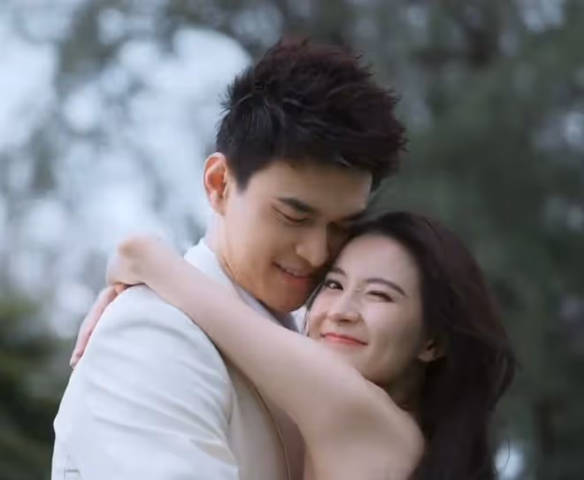 孫楊官宣與張豆豆結婚,甜蜜婚紗照曝光,男帥女美配一臉