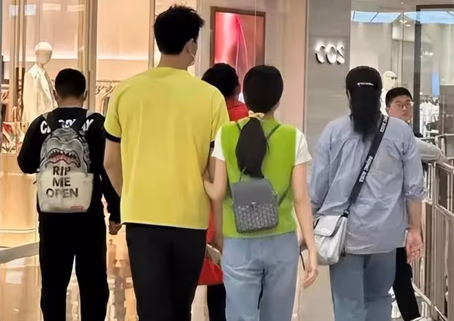 「虎媽」楊明點頭,孫楊才和體操教練張豆豆官宣結婚?她真對我好