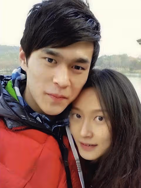 「虎媽」楊明點頭，孫楊才和體操教練張豆豆官宣結婚？她真對我好