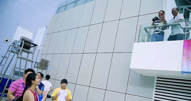 27歲何姿與31歲秦凱喜結連理,成就了一段體壇的愛情佳話