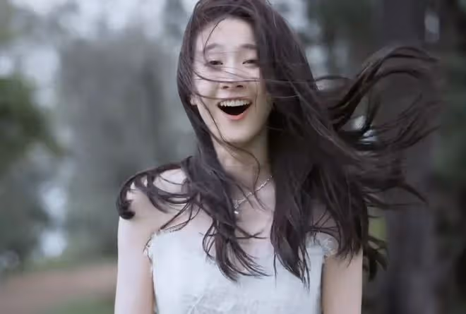孫楊張豆豆官宣結婚!婚紗大片曝光超般配,張梓琳何雯娜送祝福
