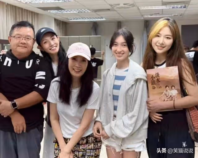 14歲夏天近照曝光:長相甜美氣質佳,網友喊話稱夏克立很想念她